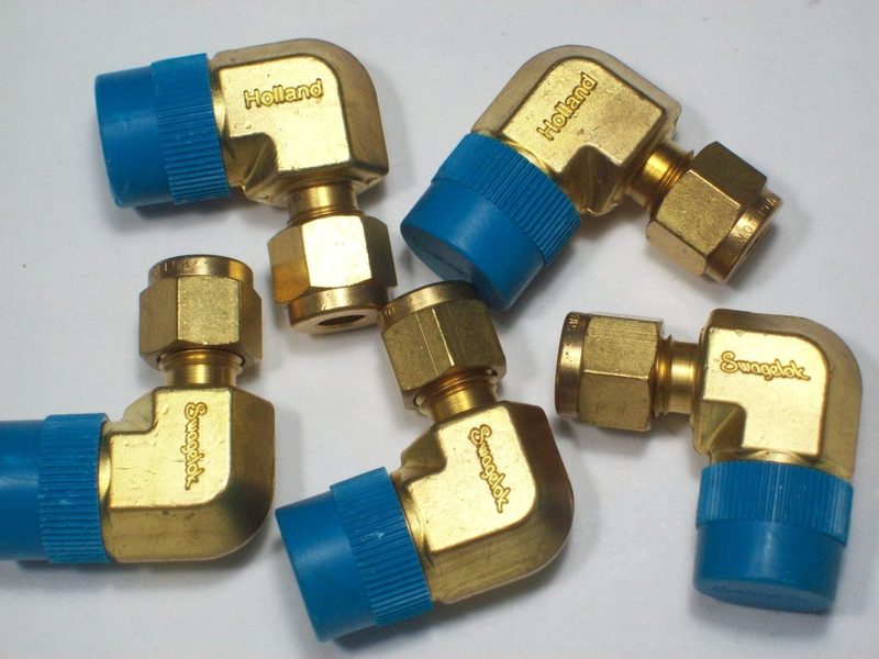 Фитинг Swagelok B-400-2-6