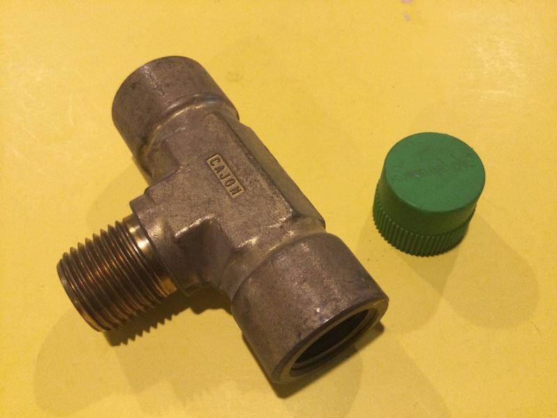 Фитинг Swagelok B-8-BT