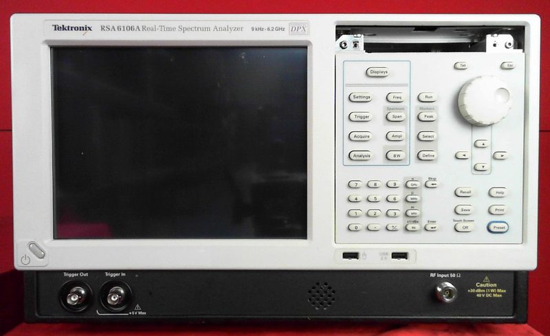 Анализатор спектра Tektronix B010143