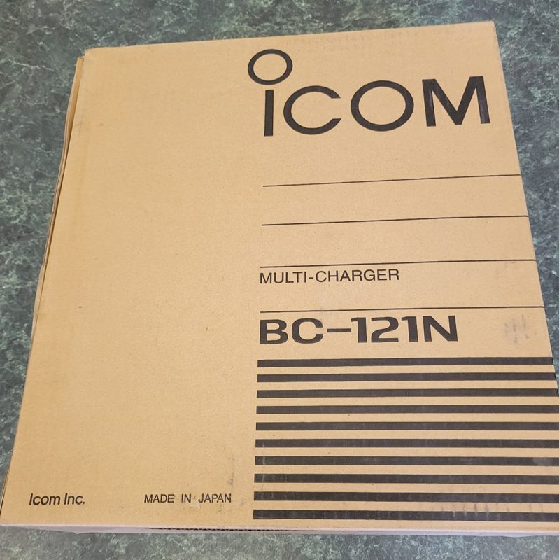 Радиостанция Icom BC-121N