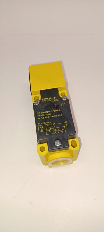 Датчик приближения Turck BC20-CP40-VN4X2/S69-S10