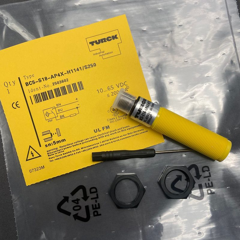 Датчик приближения Turck BC5-S18-AP4X-H1141/S250