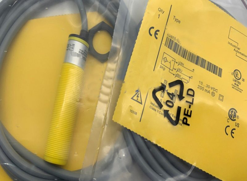 Датчик приближения Turck BCF5-S18-RN4X