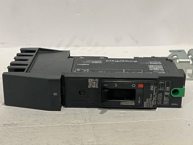Автоматический выключатель BDA140203