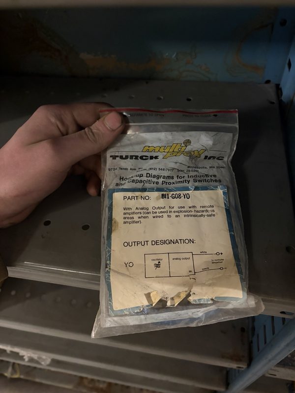 Датчик приближения Turck BI1-G08-Y0-B7330