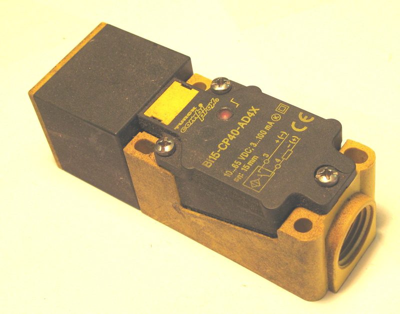 Датчик приближения Turck BI15-CP40-AD4X