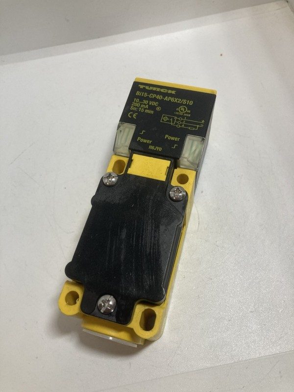 Датчик приближения Turck BI15-CP40-AP6X2/S10
