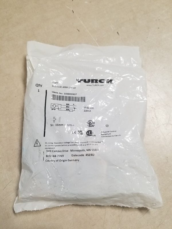 Датчик приближения Turck BI15-M30-AP6X-2-WS4T