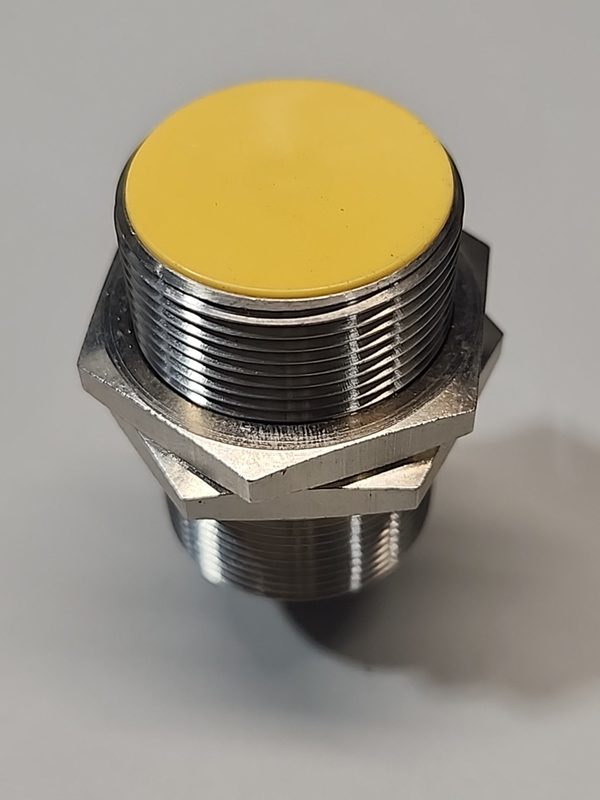 Датчик приближения Turck BI15-M30-VP4X-H1141