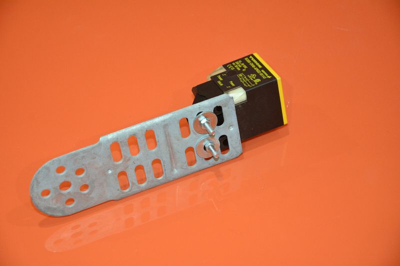 Датчик приближения Turck BI30U-CK40-AP6X2-H1141