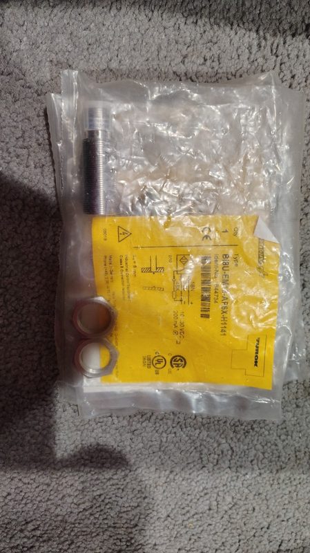 Датчик приближения Turck BI8U-EM18-AP6X-H1141