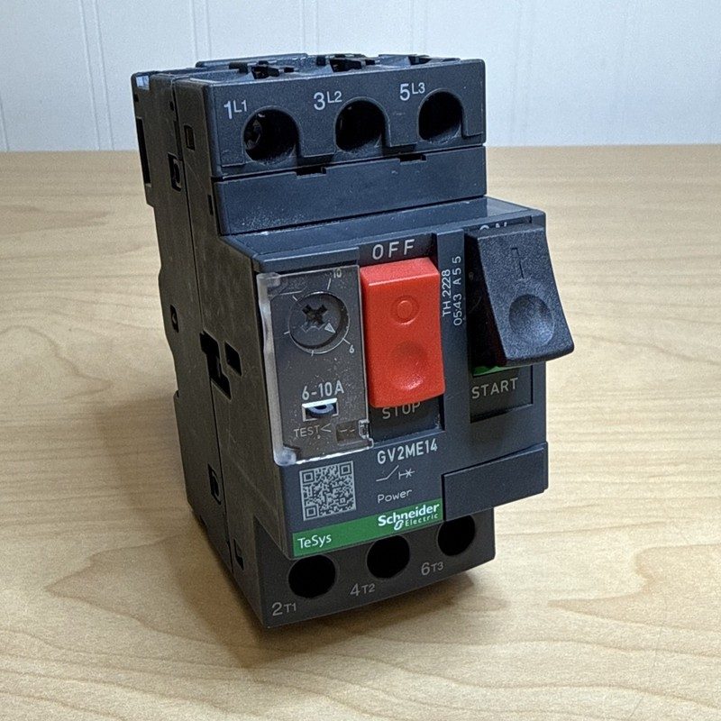 Автоматический выключатель Schneider BREAKER6-10A