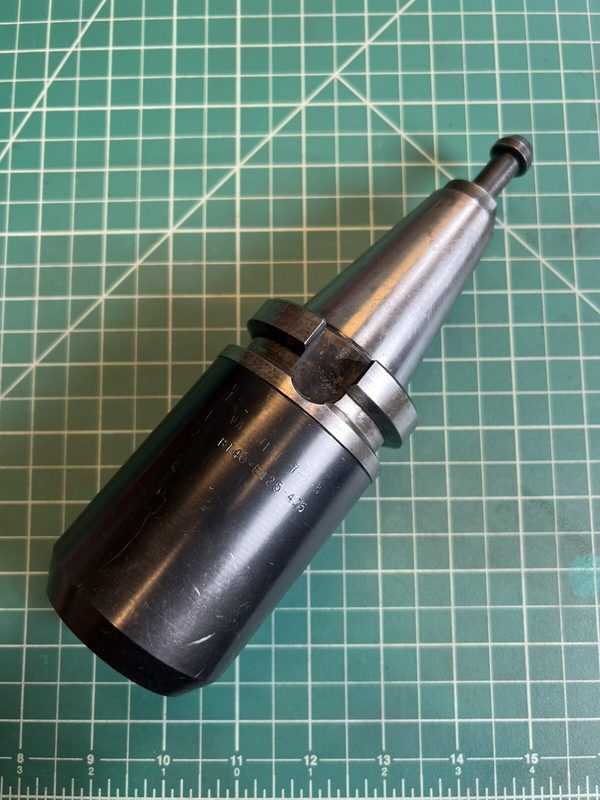 Режущий инструмент BT40-E125-425