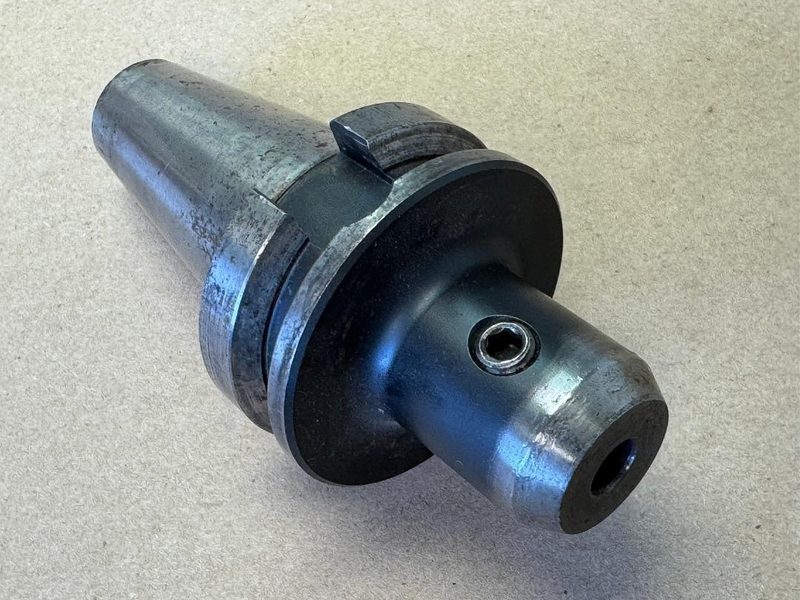 Режущий инструмент Kennametal BT40EM038255