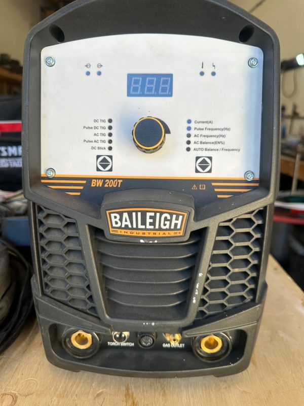 Сварочный аппарат BW-200T