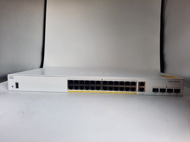 Коммутатор Cisco C1000FE-24P-4G-L