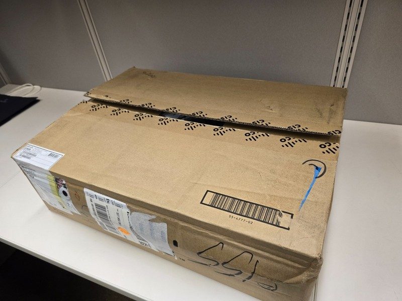 Коммутатор Cisco C1000FE-24T-4G-L