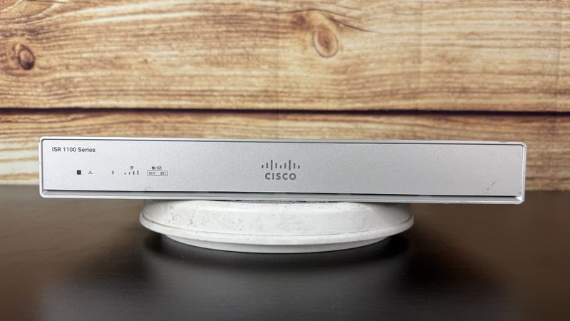 Маршрутизатор Cisco C1111-8PLTE