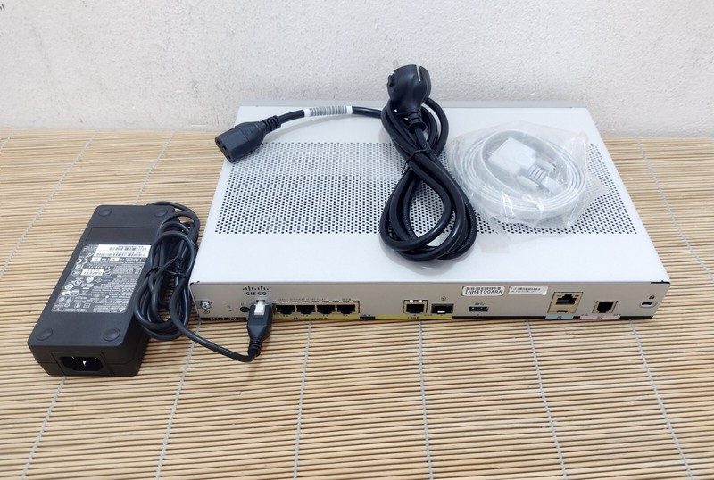 Маршрутизатор Cisco C1117-4PWE
