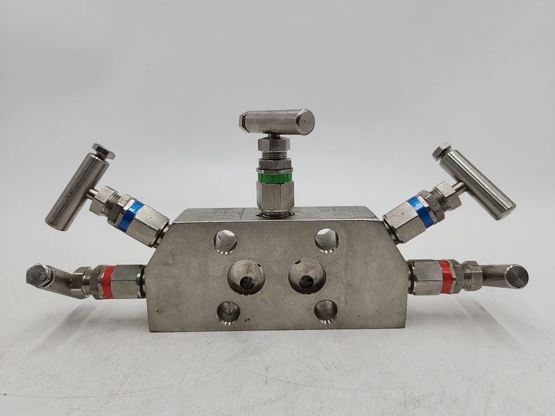 Клапан Rosemount C305131124-0000