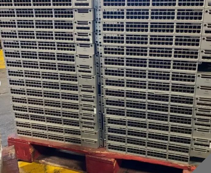 Коммутатор Cisco C3850-48P-S