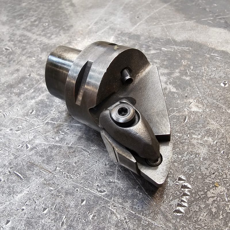 Режущий инструмент Sandvik C4-DWLNL-27050-08