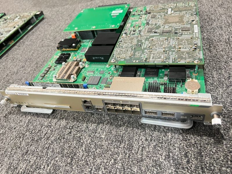 Коммутатор Cisco C6800-SUP6T-XL