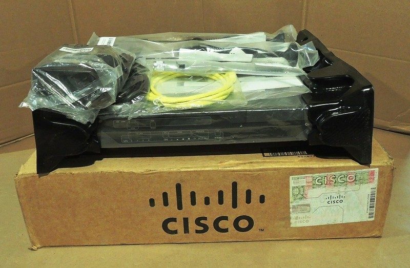 Маршрутизатор Cisco C881G-S-K9
