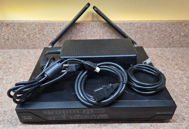 Маршрутизатор Cisco C899G-LTE