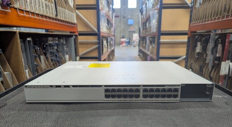 Коммутатор Cisco C9200-24T-E