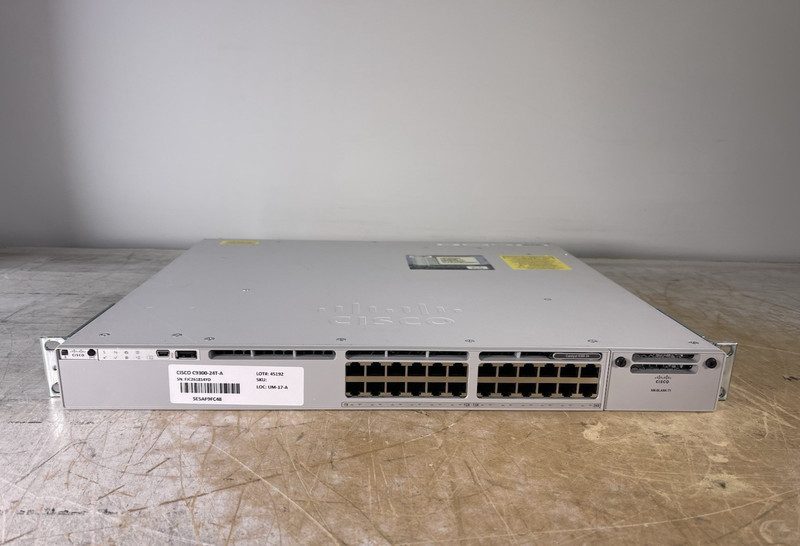 Коммутатор Cisco C9300-24T-A