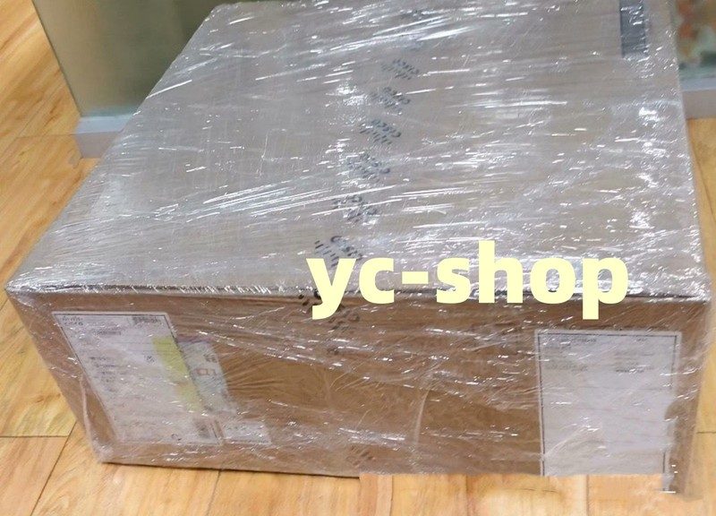 Коммутатор Cisco C9300-24UB-E