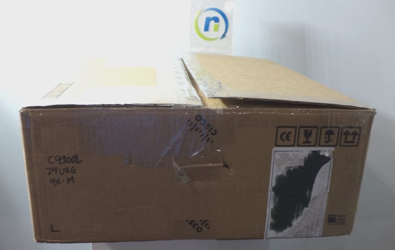 Коммутатор Cisco C9300L-24UXG-4X-M