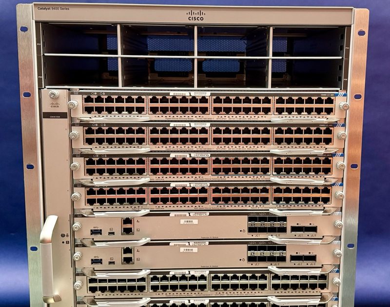 Коммутатор Cisco C9400-LC-48H
