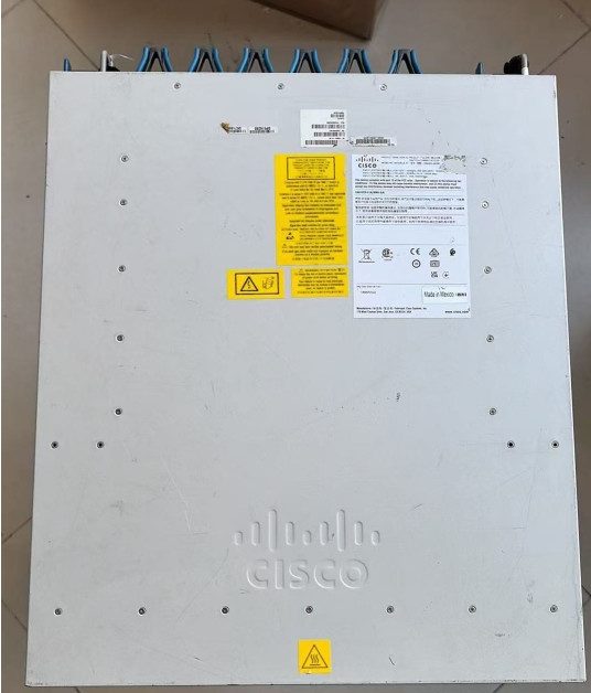Коммутатор Cisco C9500X-28C8D