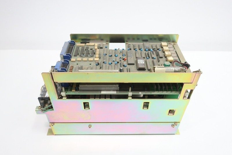 Сервопривод Yaskawa CACR-HR05BB