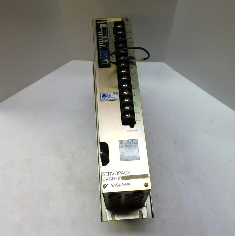 Сервопривод Yaskawa CACR-IR30SFB