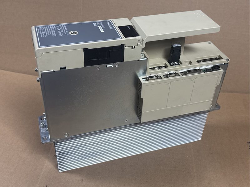 Сервопривод Yaskawa CACR-JU065AEAB01
