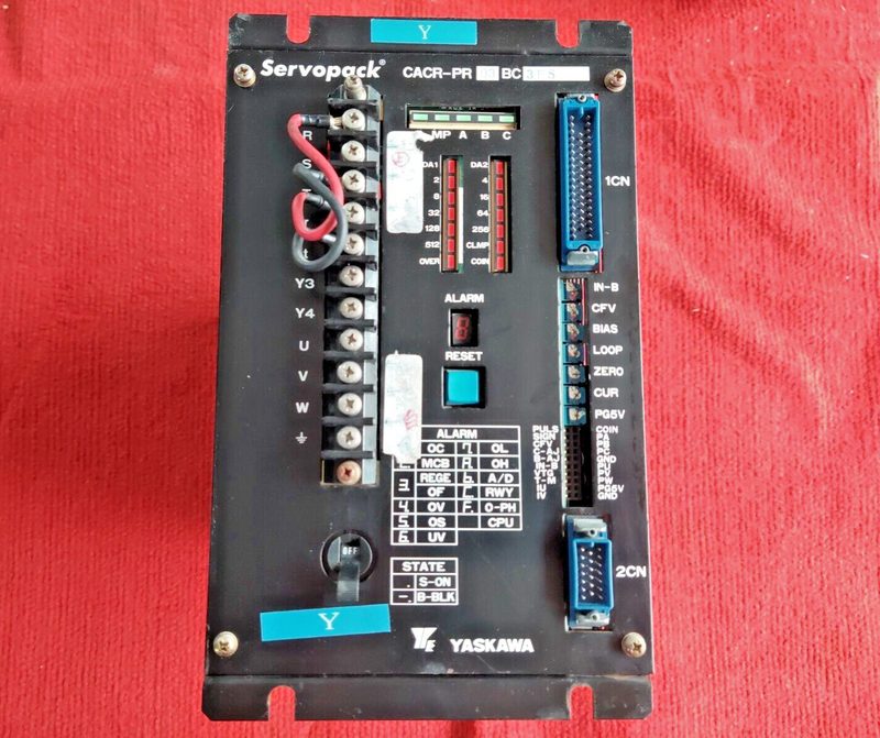 Сервопривод Yaskawa CACR-PR03BC3ES