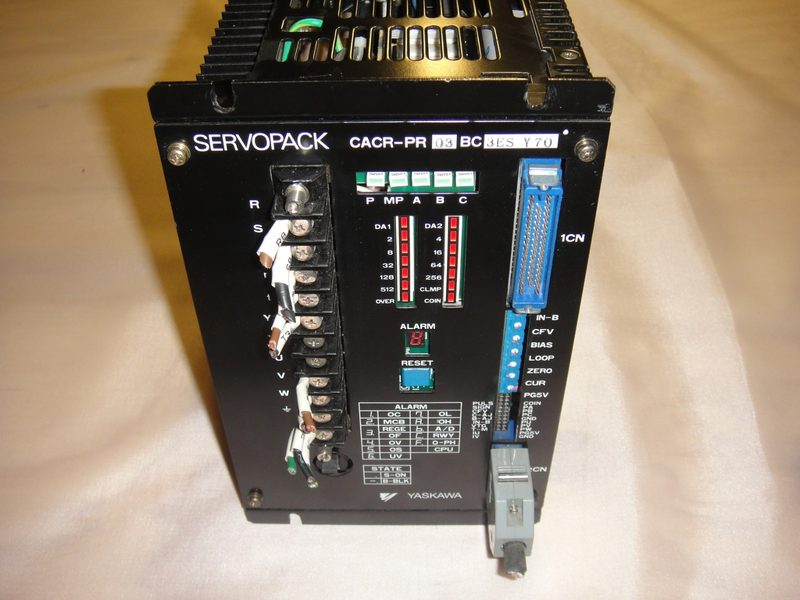 Сервопривод Yaskawa CACR-PR03BC3ESY70