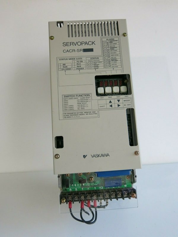 Сервопривод Yaskawa CACR-SR03BE12G-E