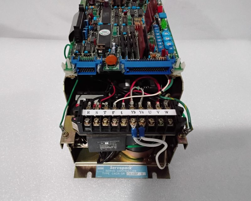 Сервопривод Yaskawa CACR-SR10BB1BF-H