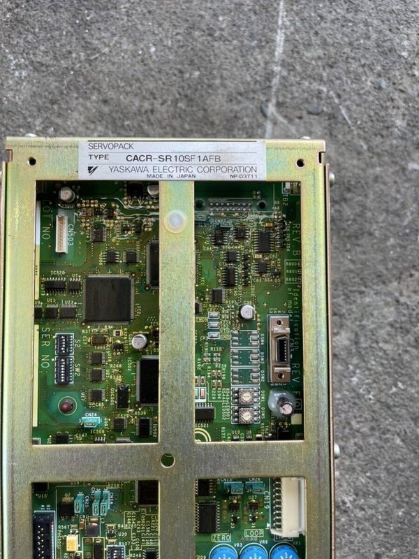 Сервопривод Yaskawa CACR-SR10SF1AFB