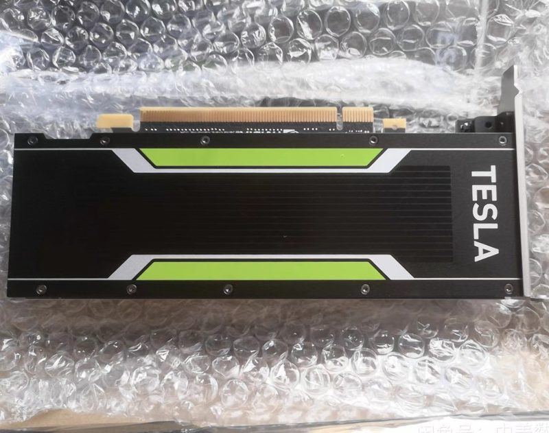 GPU-ускоритель NVIDIA CARD8