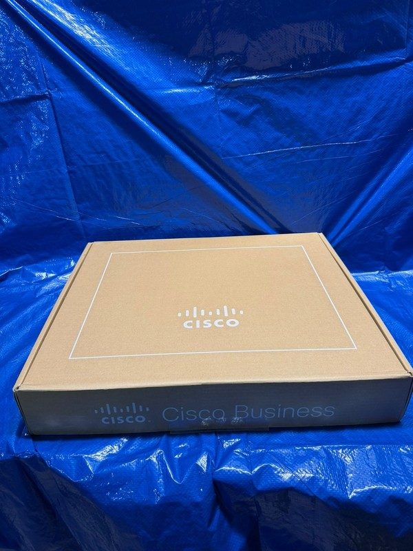 Коммутатор Cisco CB350-48FP-4G