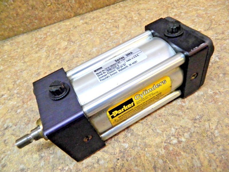 Пневмоцилиндр Parker CBB2MAU14AC