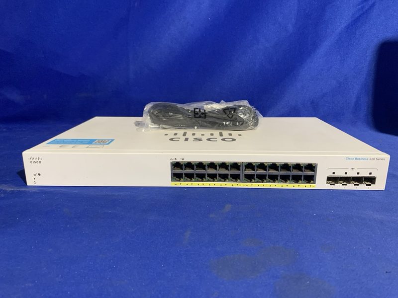 Коммутатор Cisco CBS220-24P-4G