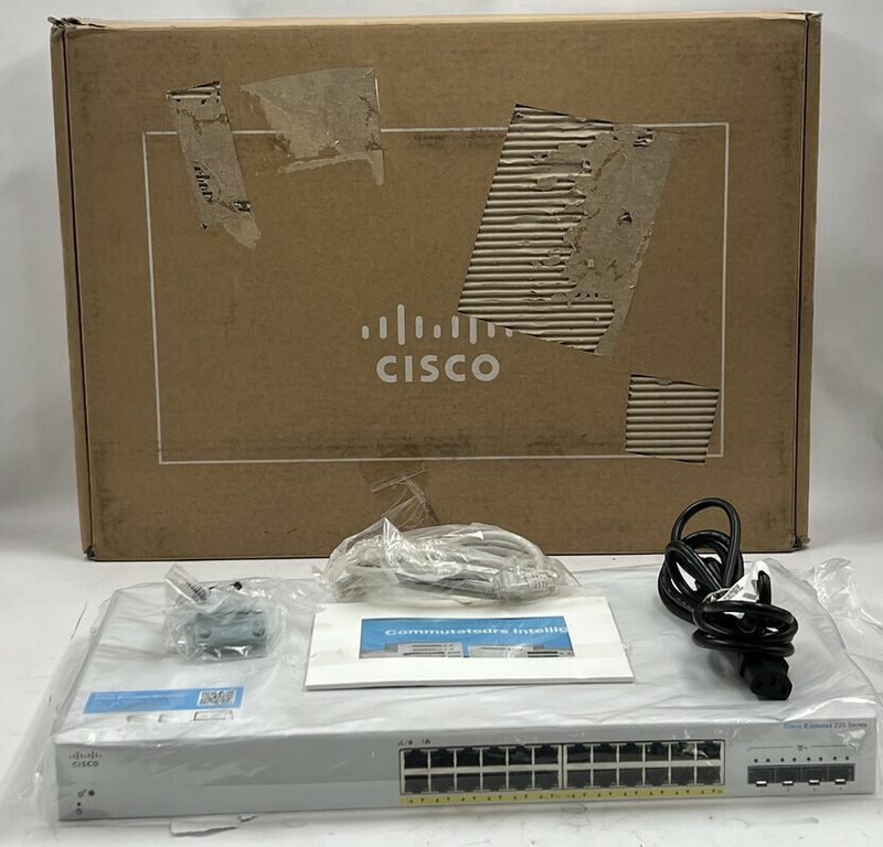 Коммутатор Cisco CBS220-24P-4X-NA