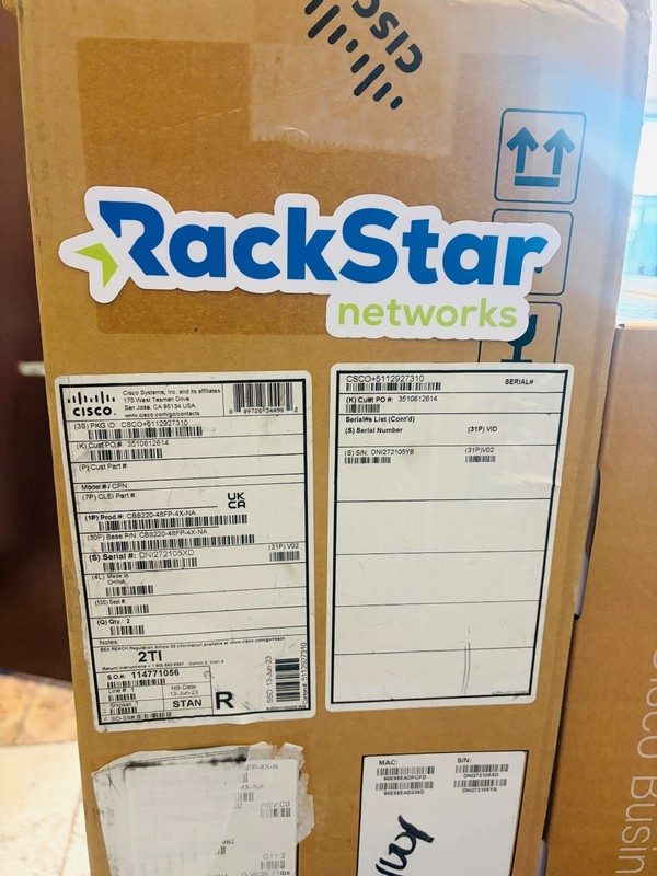 Коммутатор Cisco CBS220-48FP-4X-NA