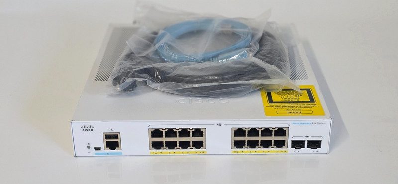 Коммутатор Cisco CBS350-16FP-2G